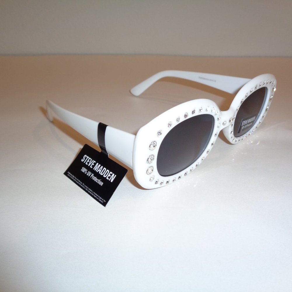 Steve Madden BLING White Jeweled New Sunglasses - Picture 4 of 8
